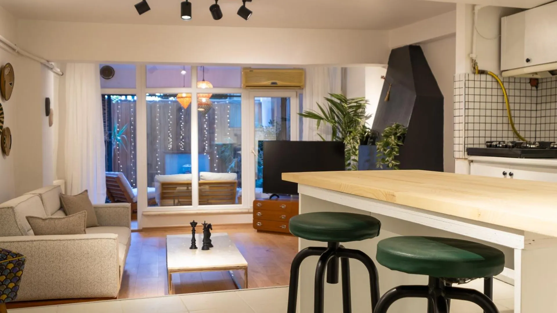 Jardin Maison Newly Renovated 1 Bedroom Apt In Galata Istanbul 0*,  Turkey